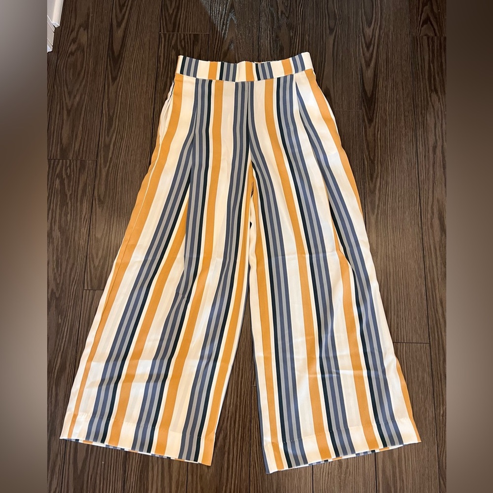 Zara Flowy Pants XS